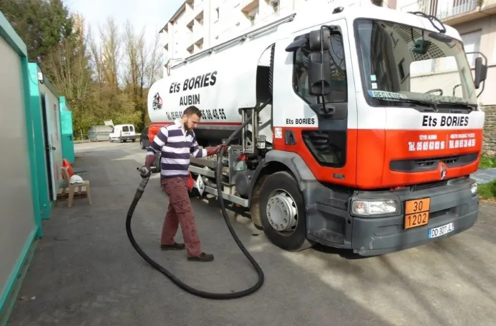 Fioul de qualité supérieure près de Figeac