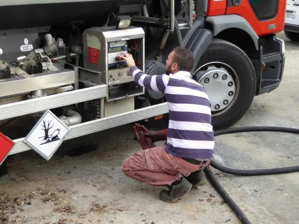 Fournisseur de produits pétroliers près de Figeac